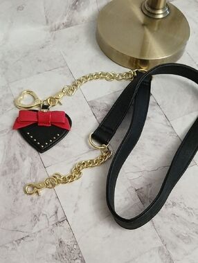 Betsey Johnson Black Heart Keychain with Red Bow Mirror Charm and Gold Chain